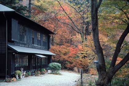 Villa at Lake Chuzenji, Japan.  Photo by Kanasaka Kiyonori.